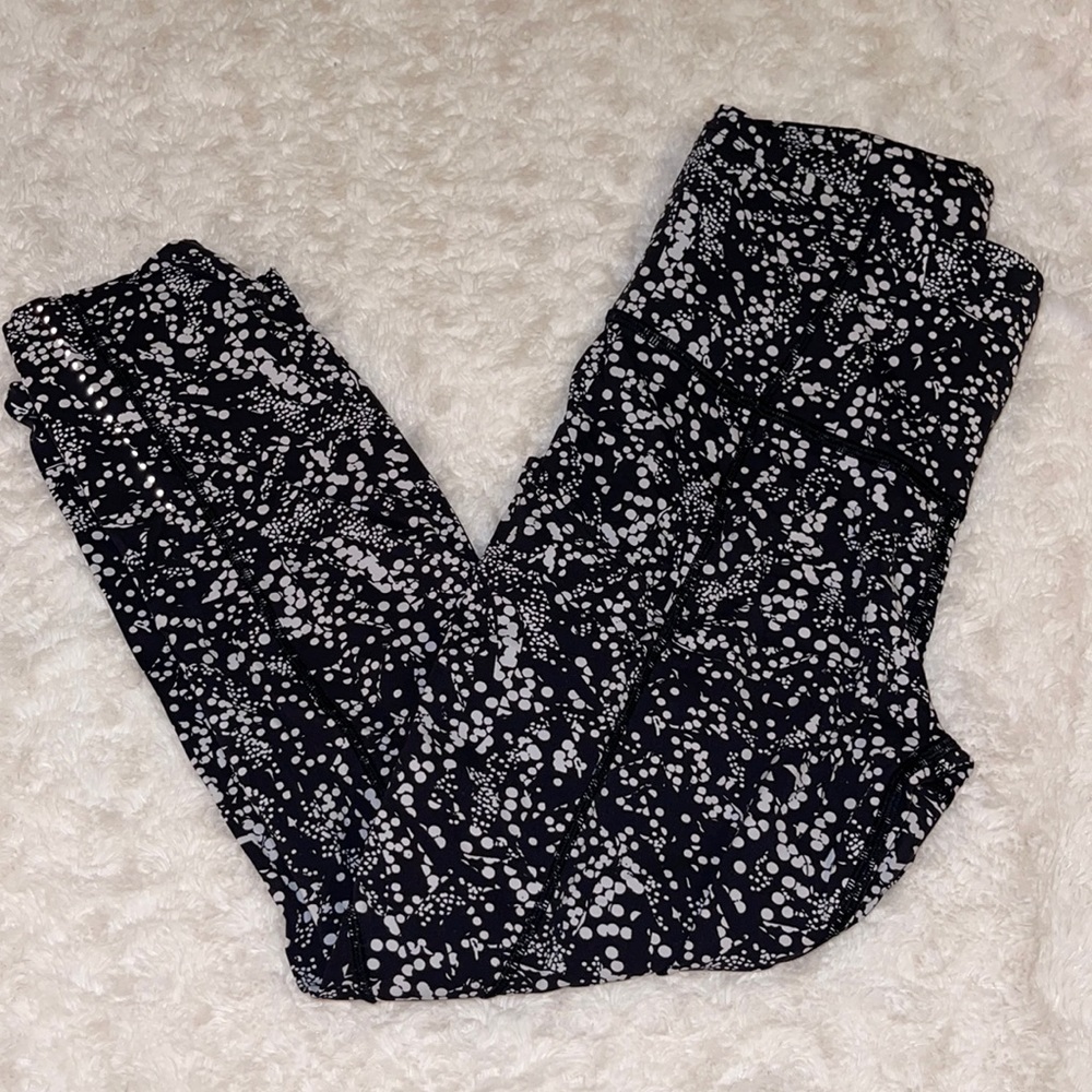 Cropped lululemon leggings